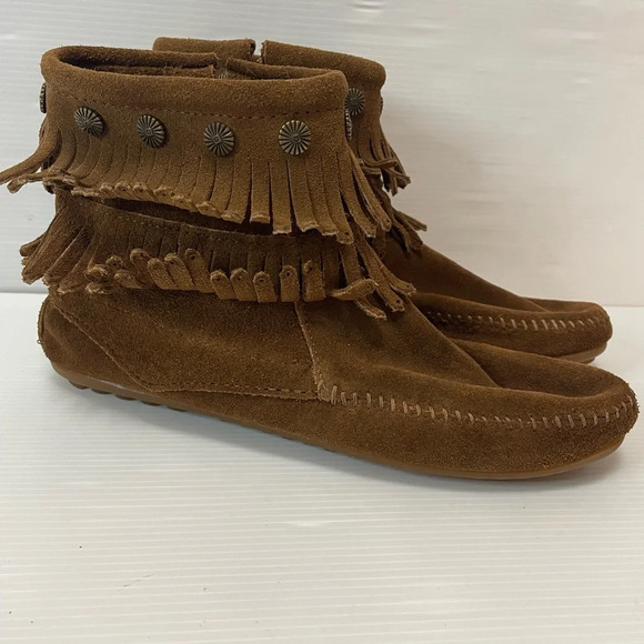 Minnetonka Shoes - Minnetonka Double Fringe Side Zip Boot Dusty Brown Size 9